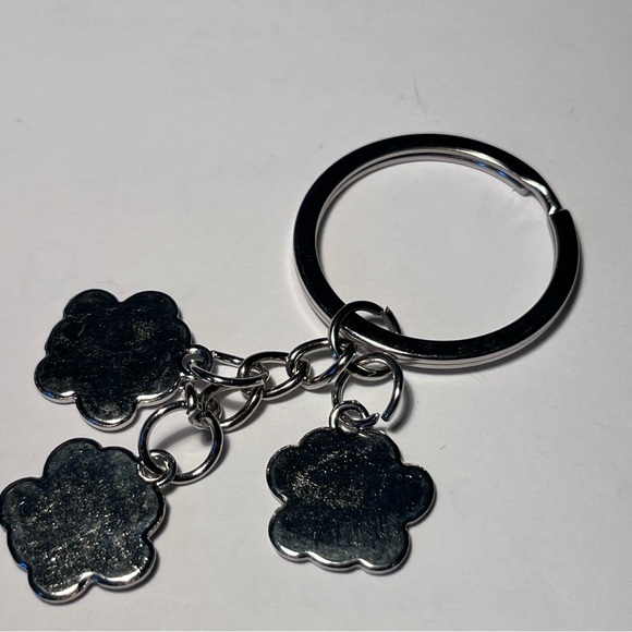 Paw Print Bag Charm Keychain - Picture 5 of 5